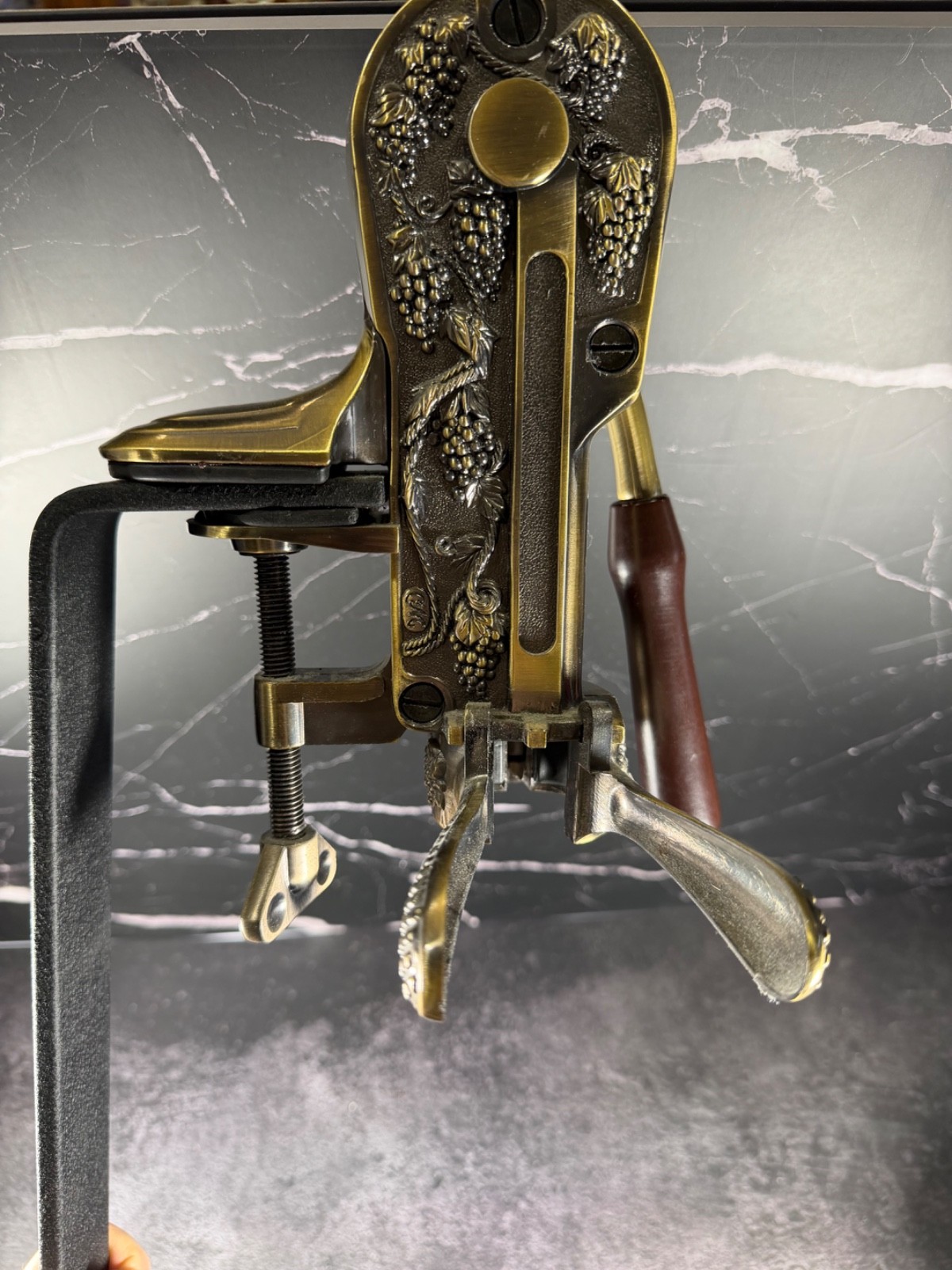 Vintners Reserve Bartop Wine Bottle Opener with Cork Screw & Table Top Stand