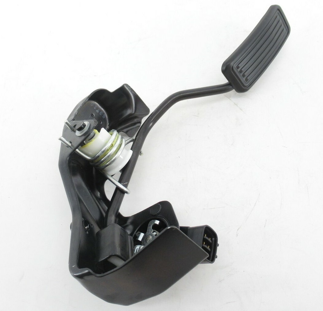 Genuine OEM Toyota 78010-12182 Accelerator Pedal Assy 04-08 Corolla and Matrix