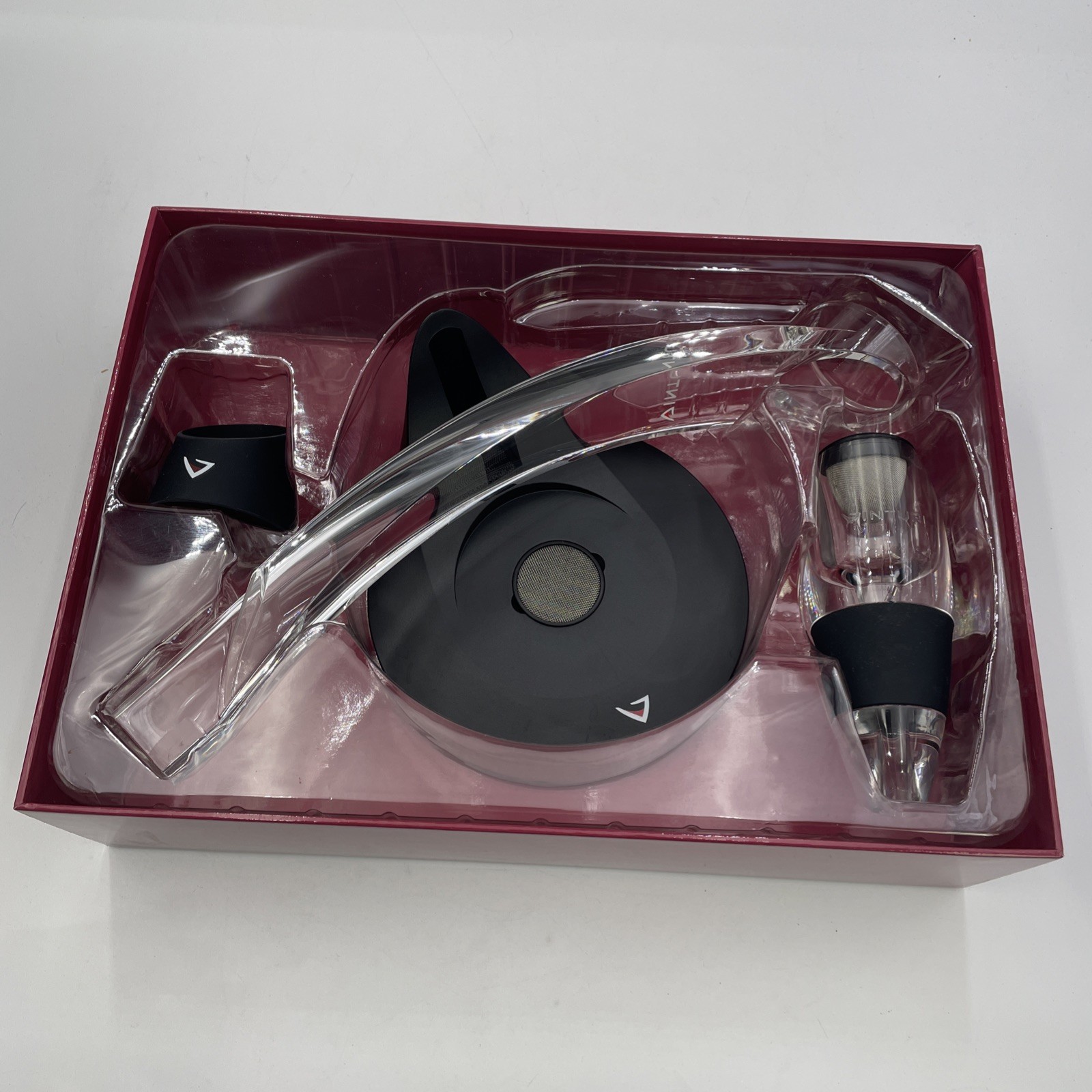 Vinturi Deluxe Essential Red Wine Aerator Pourer and Tower Set In Box