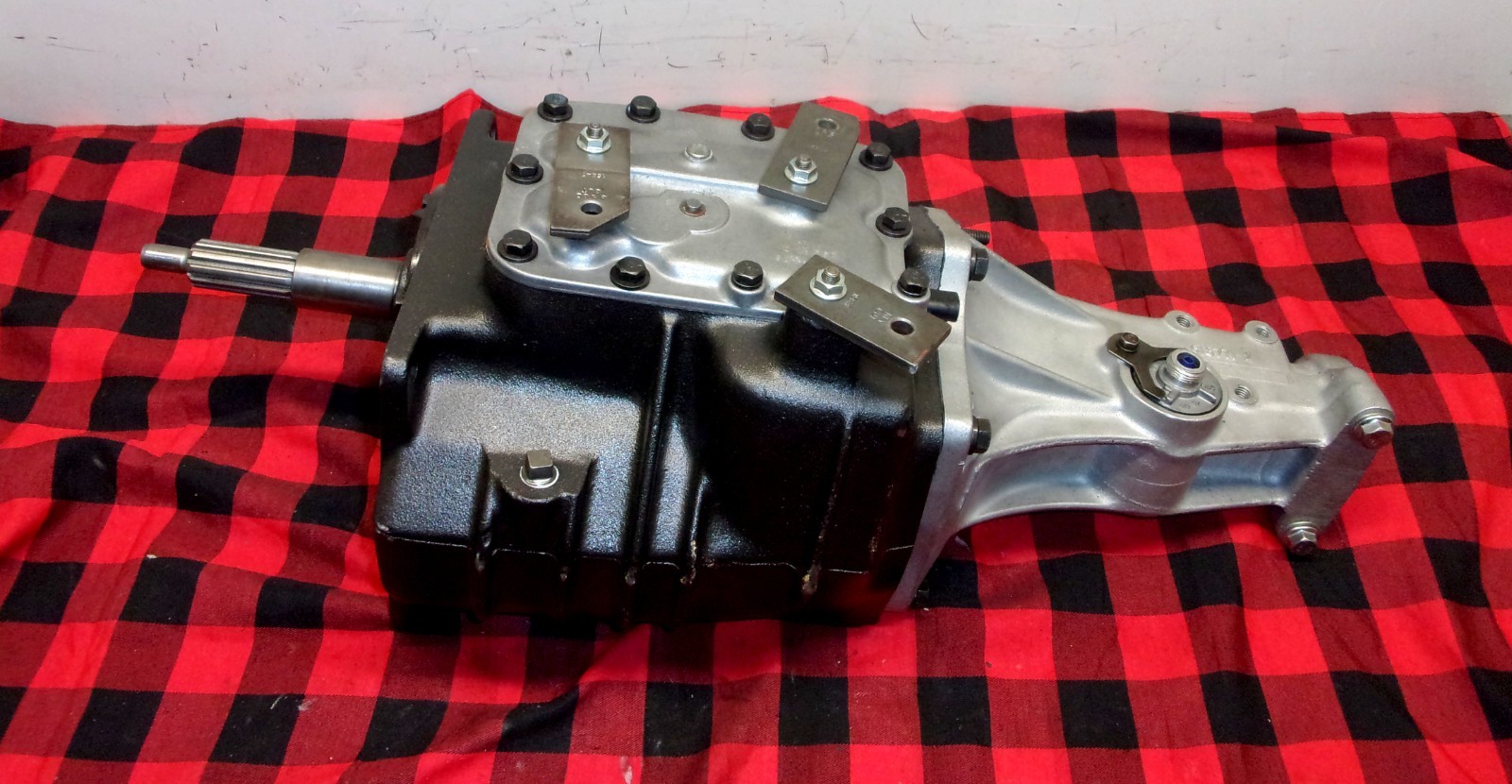 GM 833 MY6  NP440 3 SPEED WITH O/D 3.09 1ST GEAR  2WD TRUCK  10 X 27 SPLINE