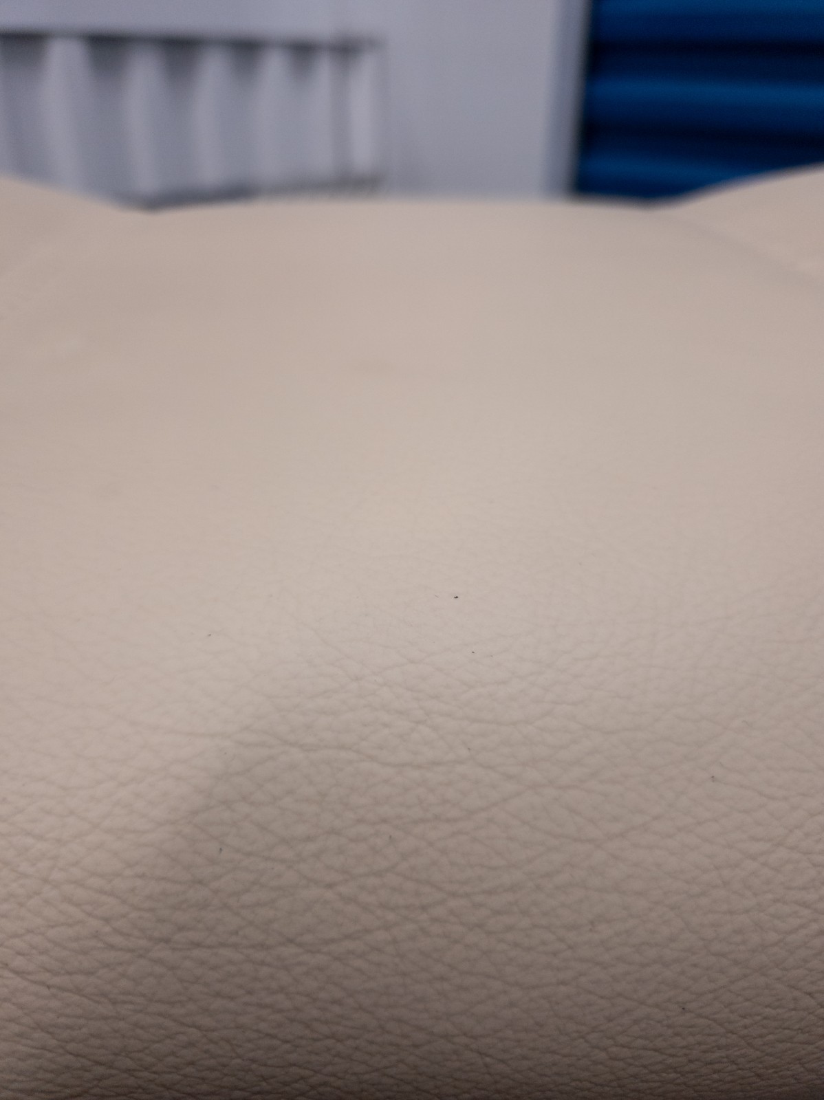 Ekornes Stressless Cream Colored Leather Ottoman | Tilt Function | Teak
