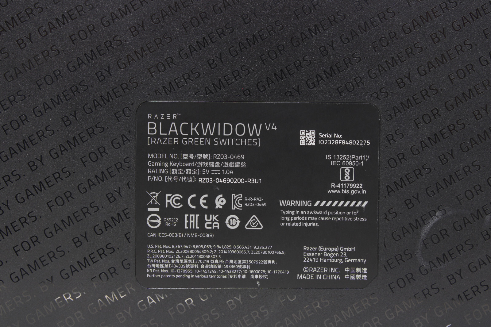 Razer BlackWidow V4 Wired Mechanical Gaming Keyboard (Clicky Green Switch) Black