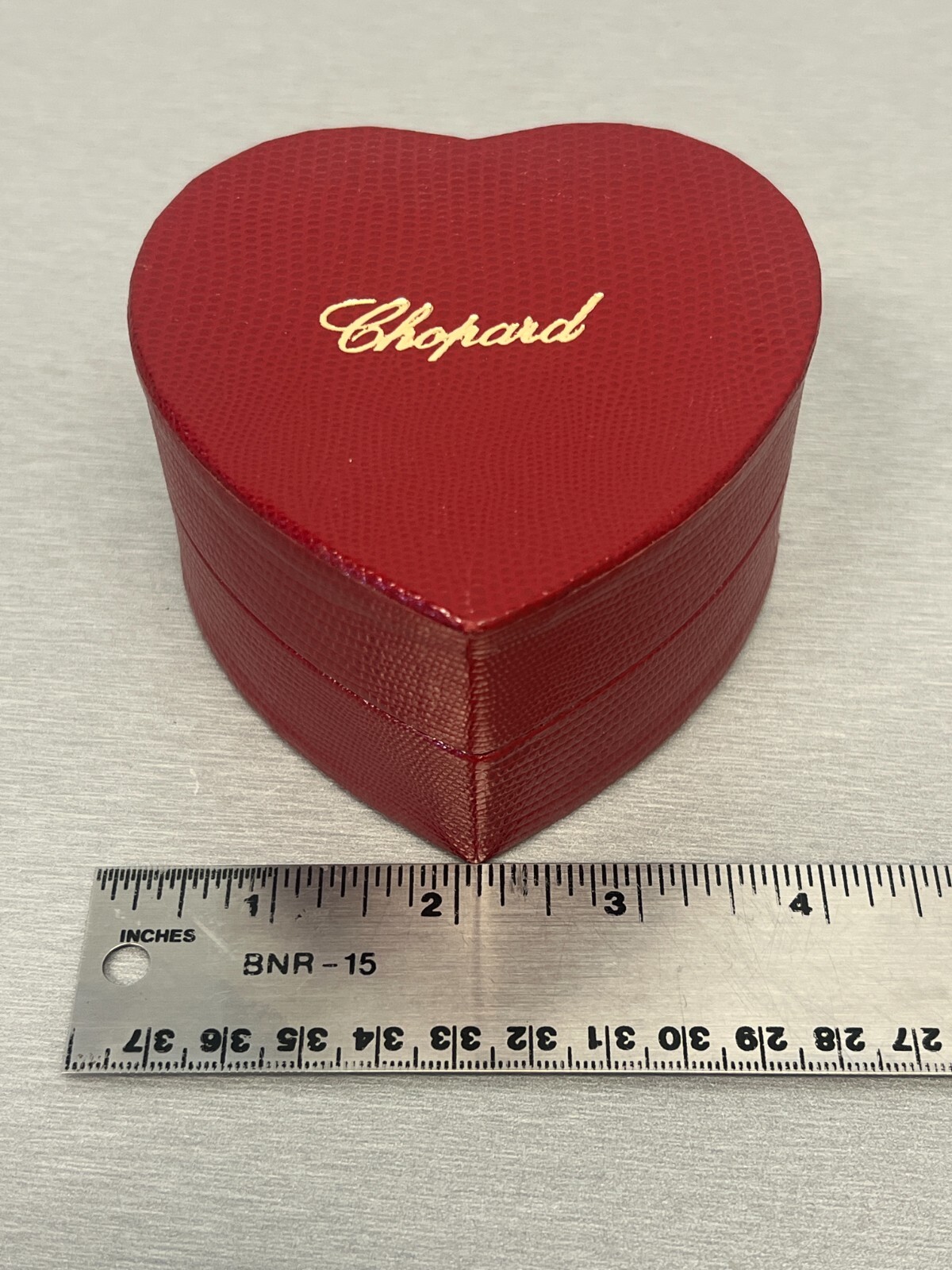 ORIGINAL CHOPARD HEART SHAPED STERlING SILVER RING DISPLAY BOX - VERY NICE!