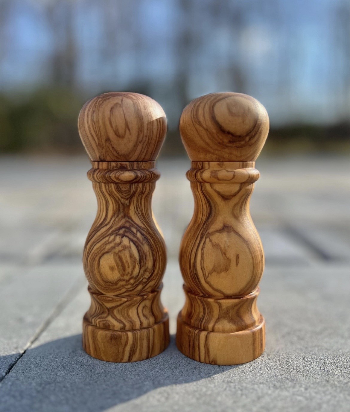 Olive Wood Salt And Pepper Mills Set 5.5in (New)