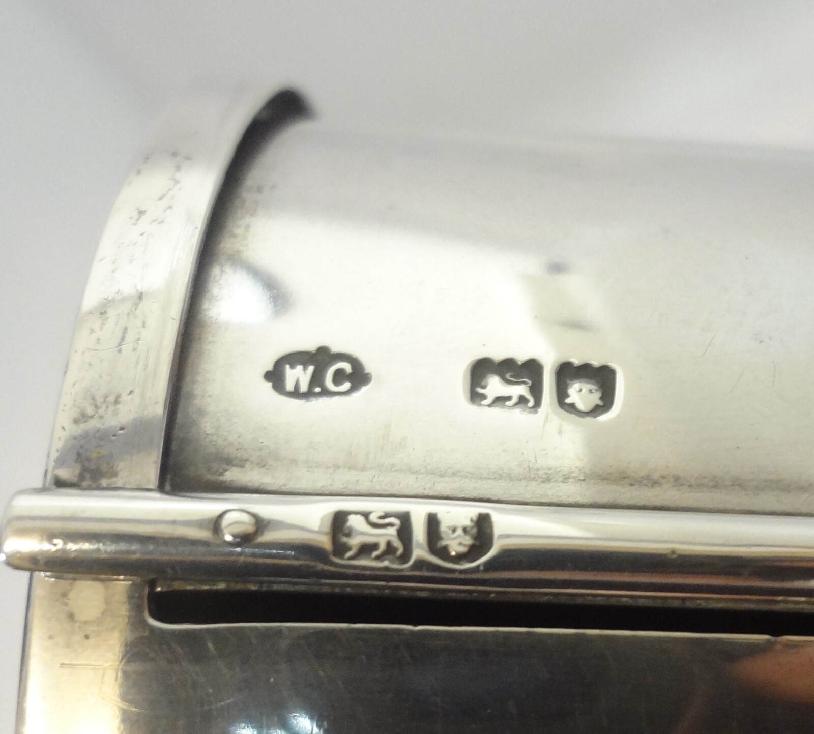 1902 William Comyns (London) Lined Sterling Silver Jewelry Ormolu Casket Box