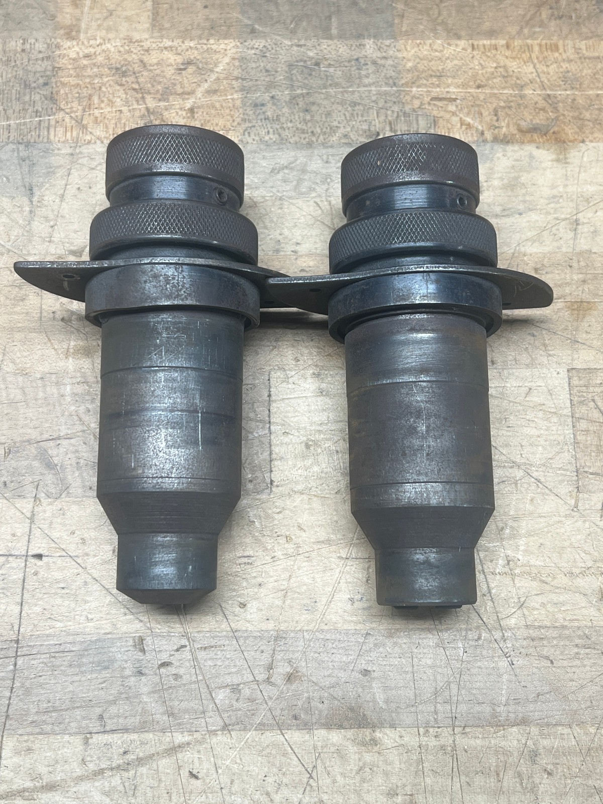 Darex M1 Drill bit sharpener , grinder 2 chucks , works great industrial