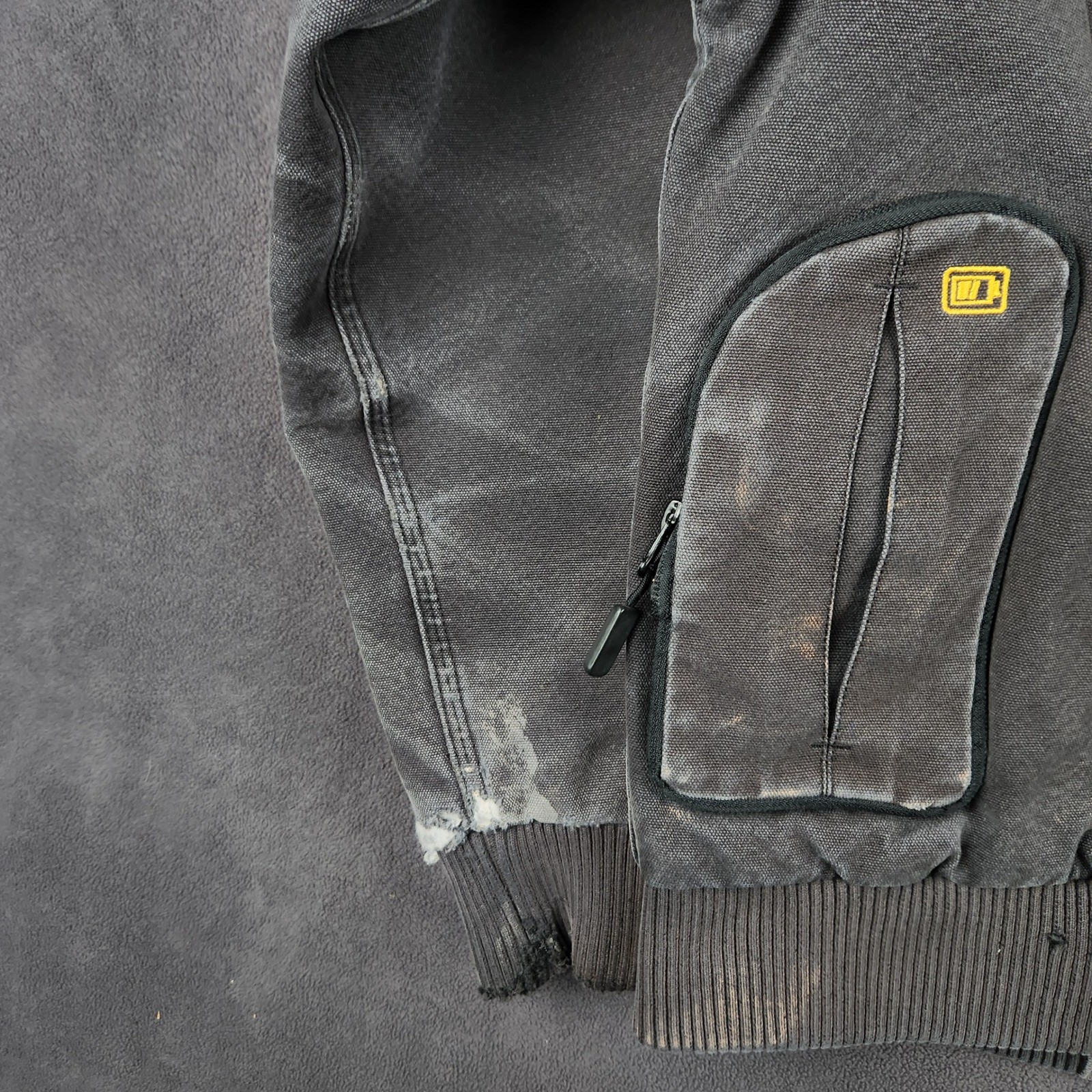 DEWALT DCHJ061 Heated Gear Hooded Work Jacket Mens Medium Faded Black Distressed