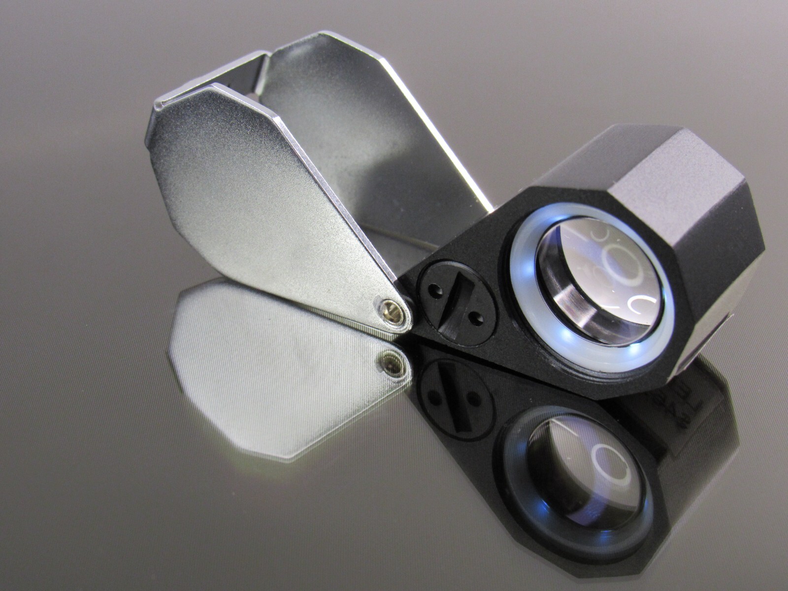 20X White LED lighted Triplet Jewelry Loupe Magnifier Microscope 20X - 21mm