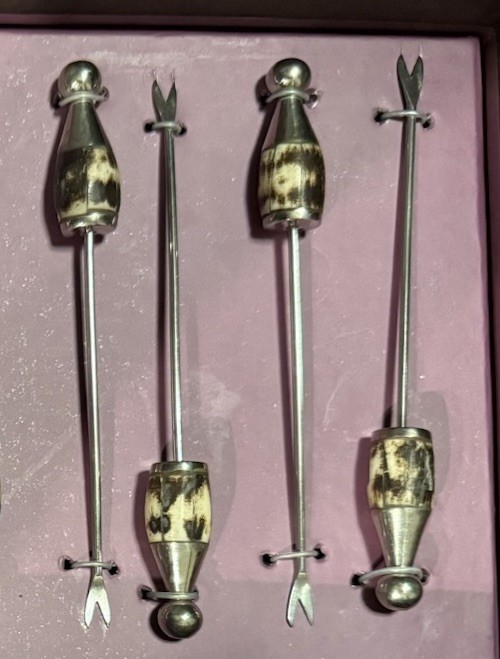 VTG ~ Coco Philips~ Cocktail Picks Silver-Tone Metal w/Bone Handles ~ Set of 12