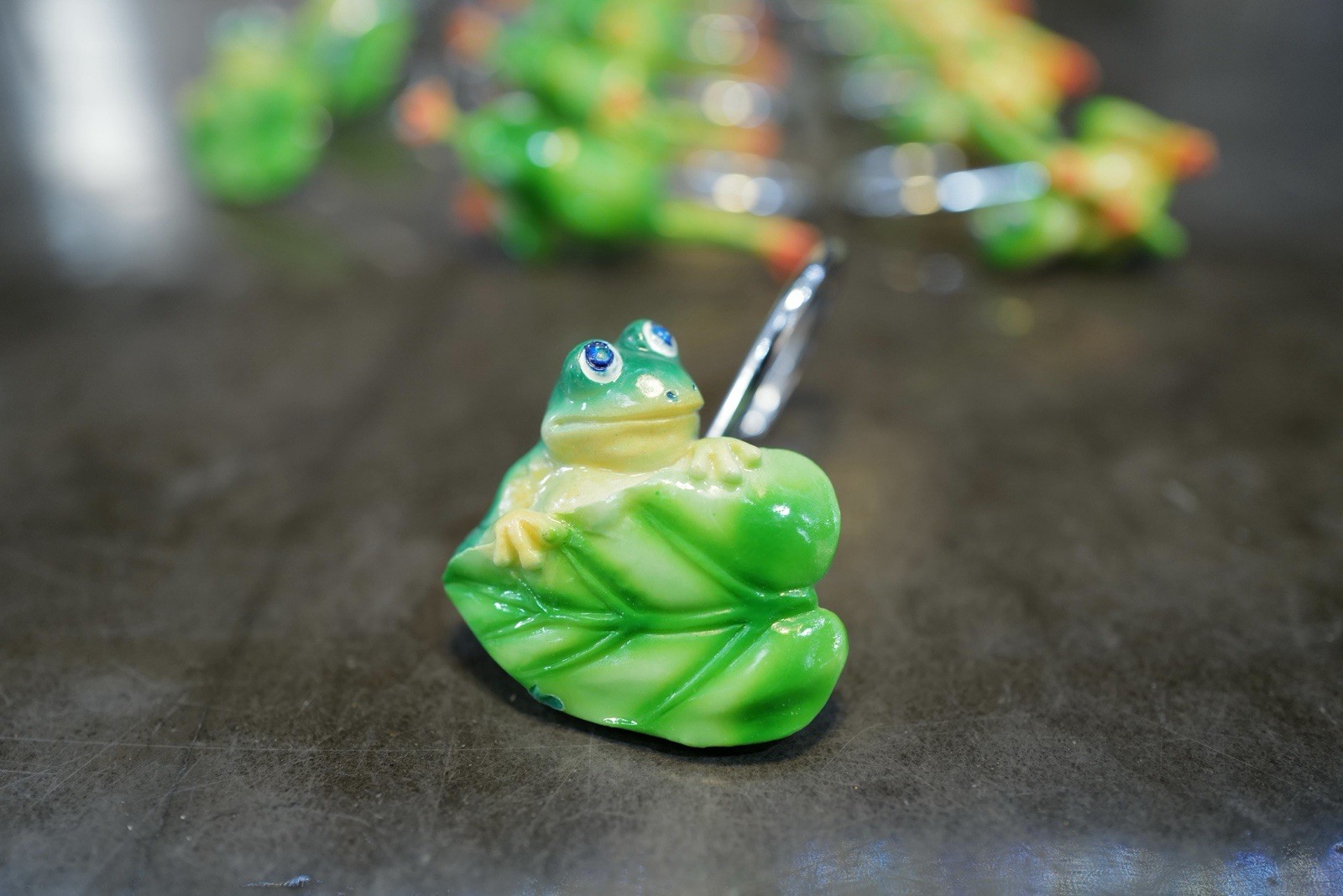 Green Tree Frog Shower Curtain Rod Hooks Lot 12 Pc Lot Bath Decor Climbing Cute