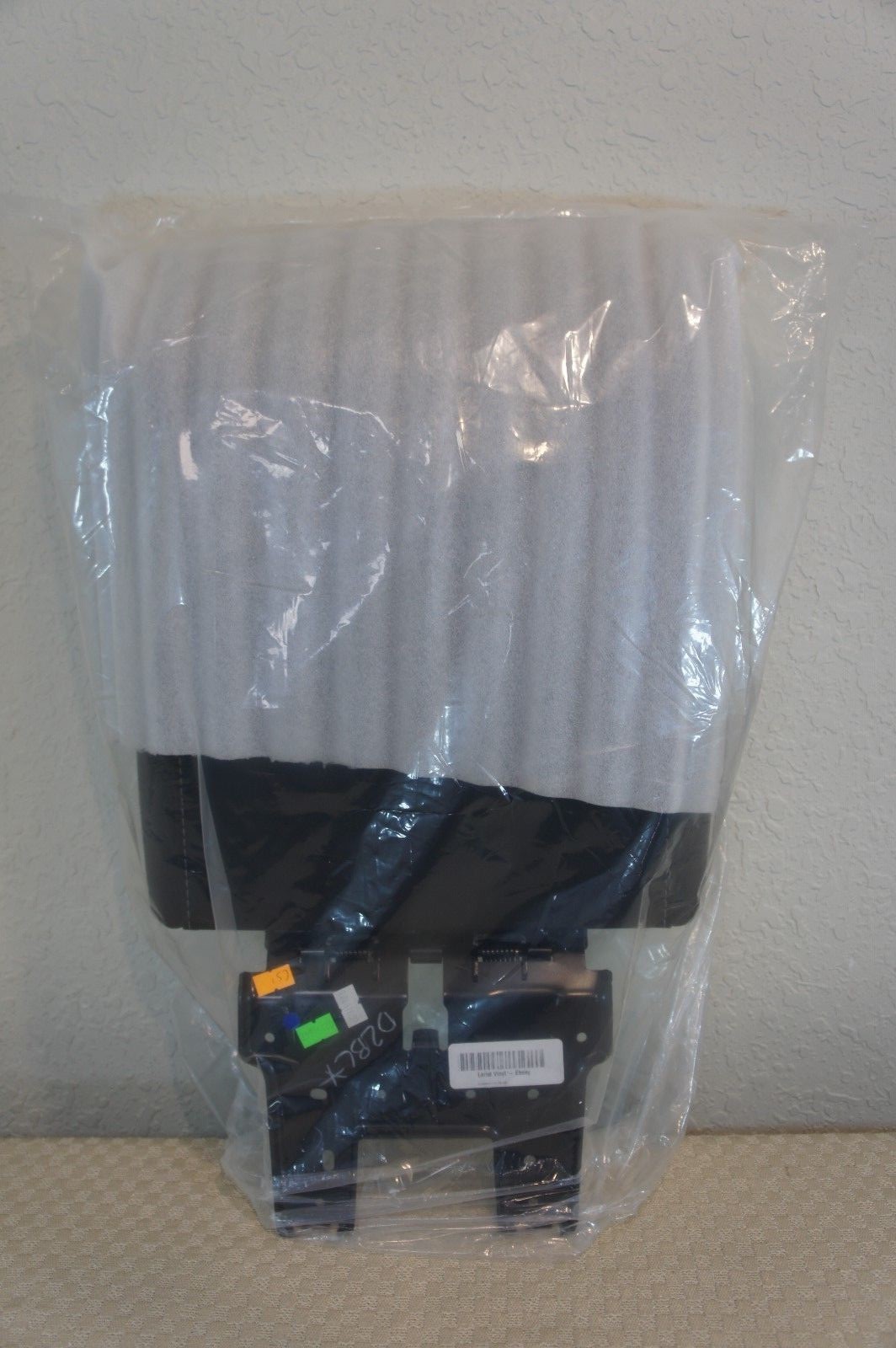 2015 2016 2017 2018 2019 2020 FORD F-150 LARIAT CENTER CONSOLE VINYL EBONY