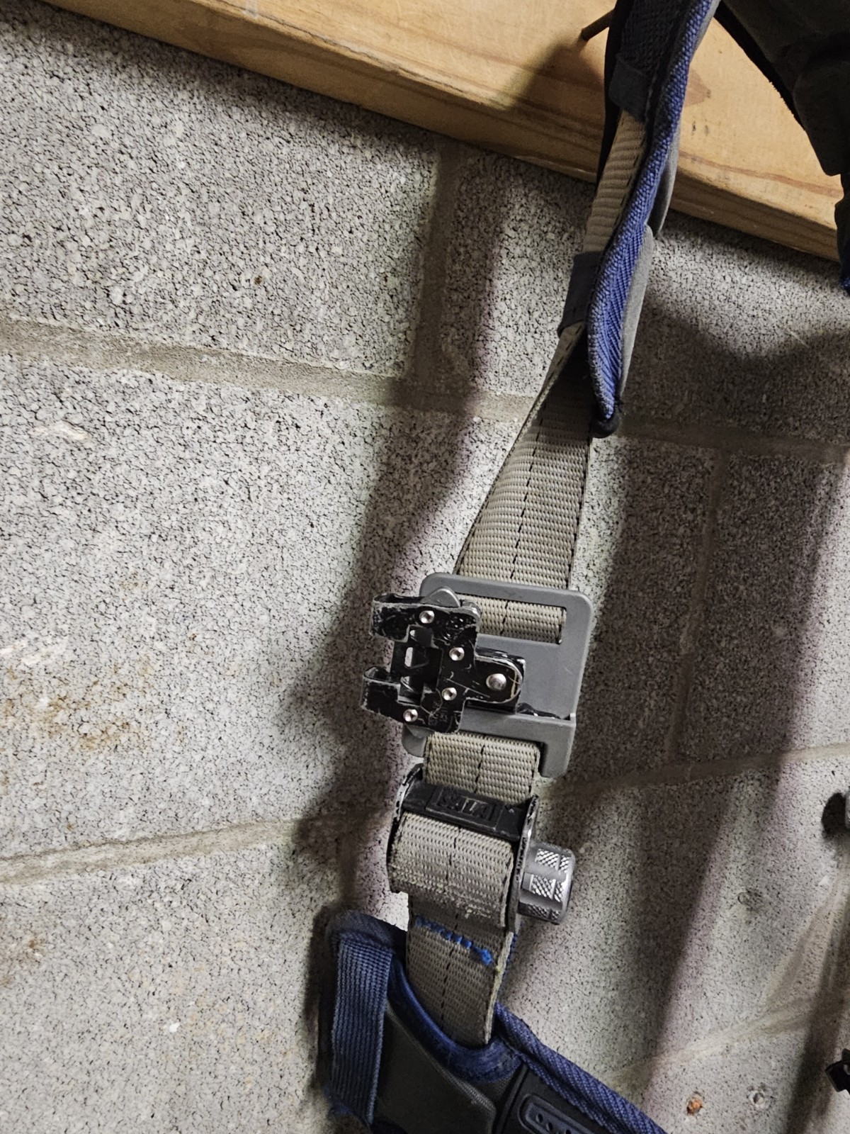 3M DBI-SALA EXOFIT STRATA XL FULL BODY HARNESS FALL PROTECTION XL BELT 1112538