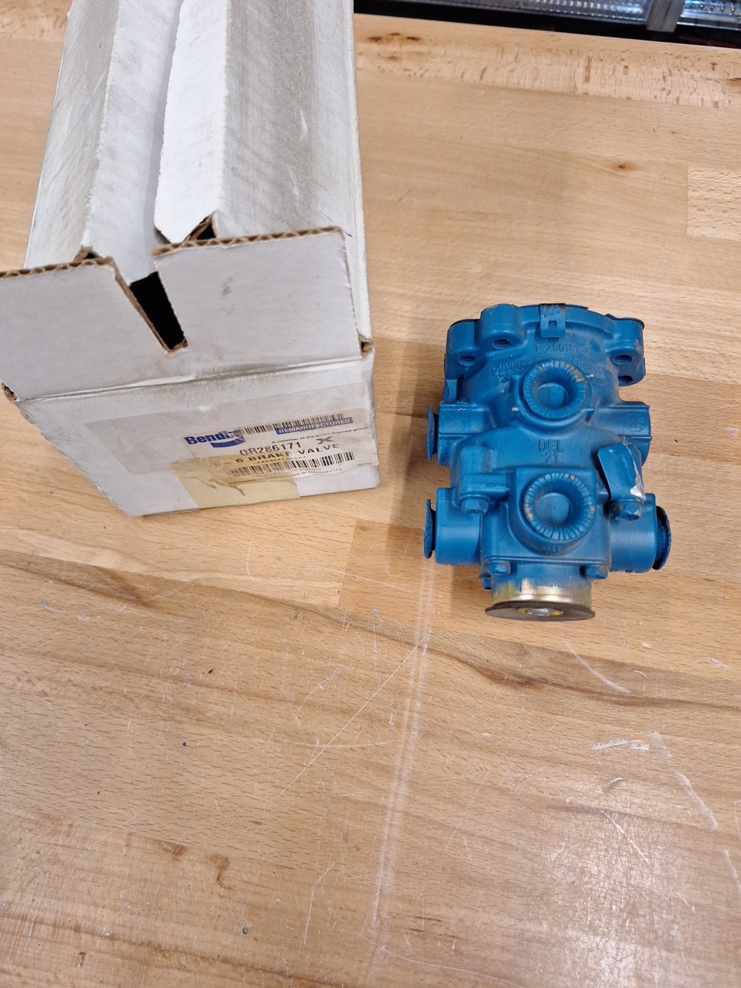 Bendix OR286171 reman Brake Valve NOS