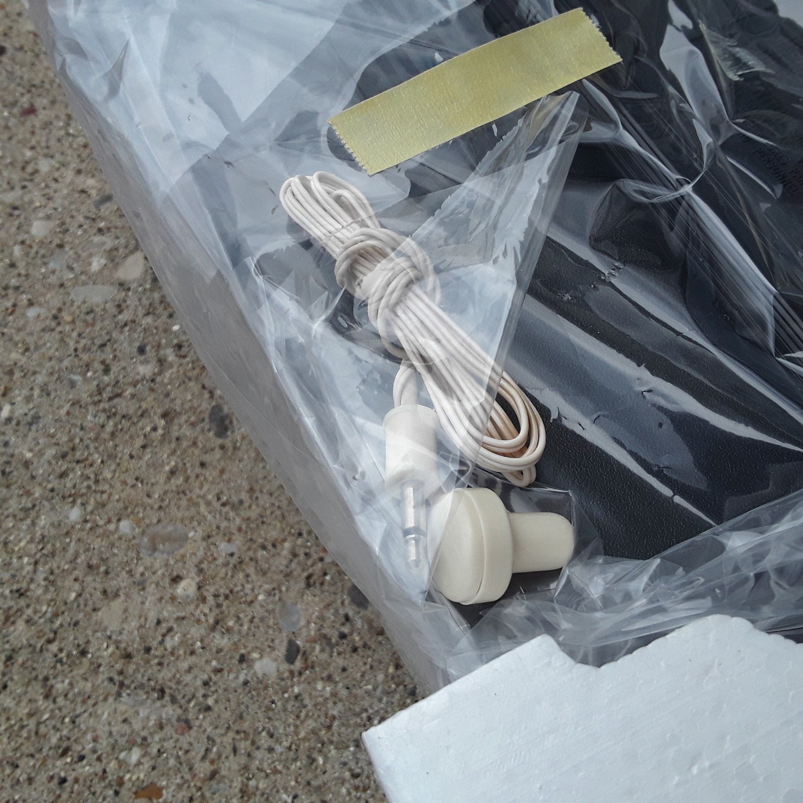 Vintage Panasonic RF-569 AM/FM Portable Radio New Sealed