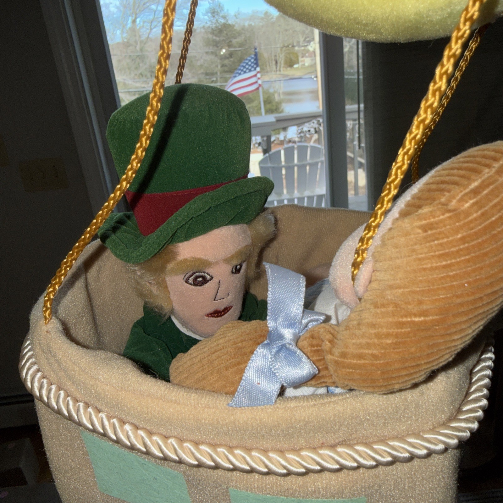 Vtg Wizard of Oz Plush Hanging Hot Air Balloon State Fair Warner Bros Wizard