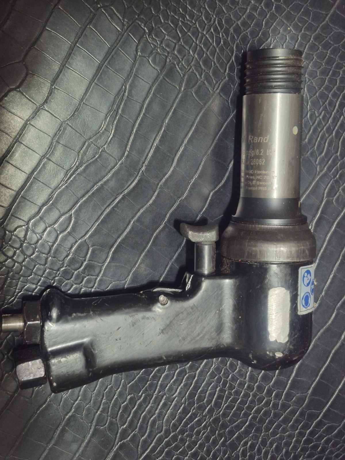 INGERSOLL RAND AVC-12 3X RIVET GUN AVIATION AIRCRAFT TOOLS AIR TOOLS