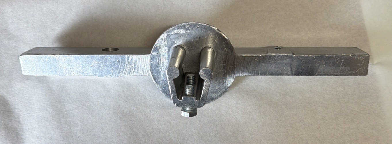 12" Road Street Name Sign Top Mounting Bracket U Channel Post Flat Holder