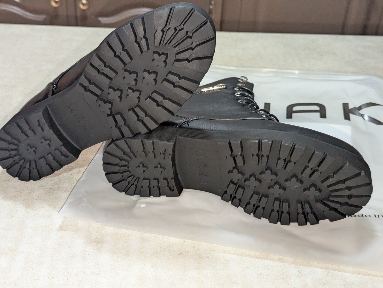 Cinak Women's Size 8 Black Combat Style Boots Zip Compartment