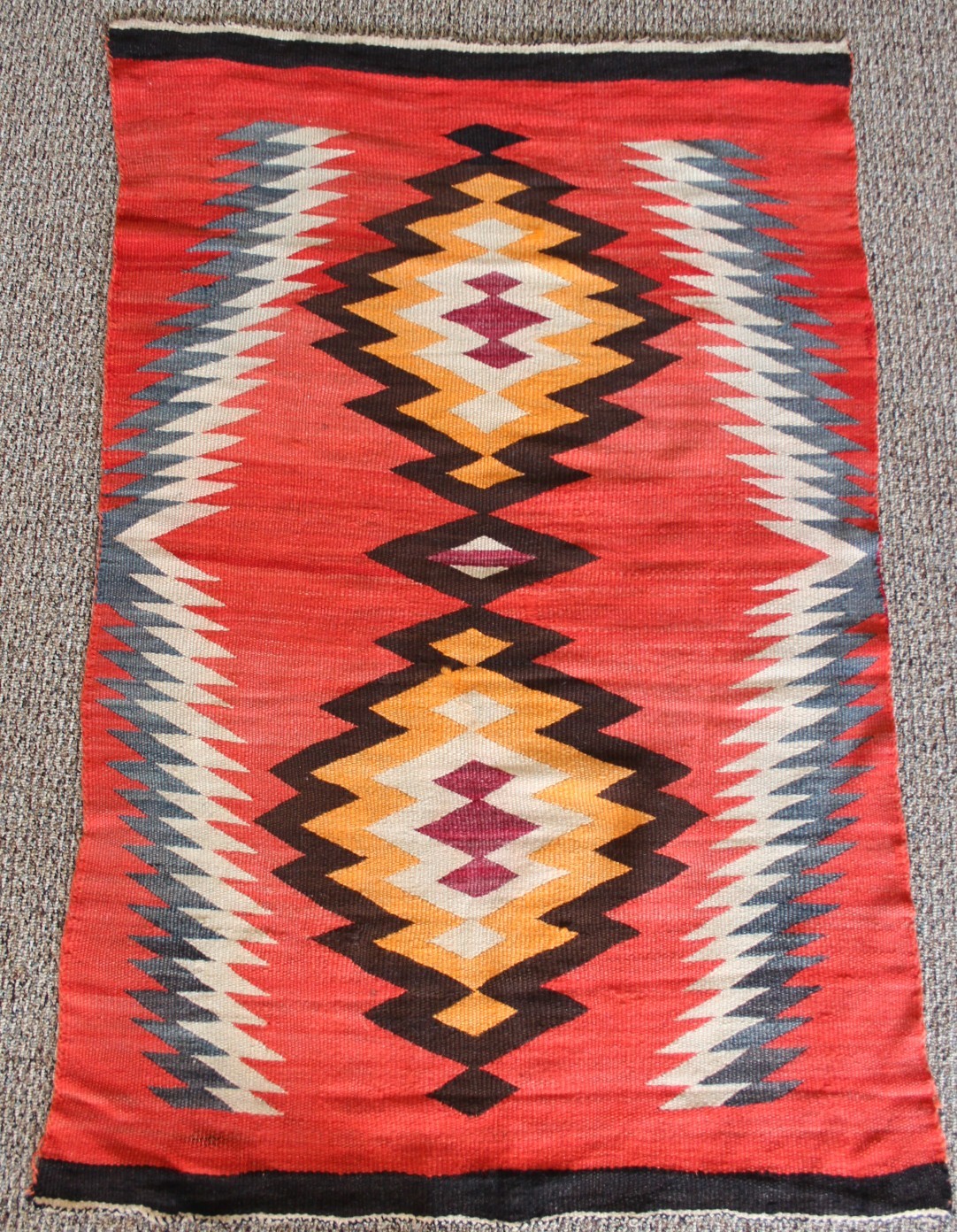 Navajo Midsize Transitional Blanket