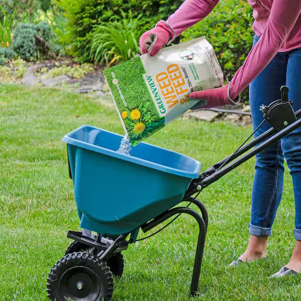 7 Lbs. Weed and Feed, Covers 2,500 Sq. Ft. (27-0-4)