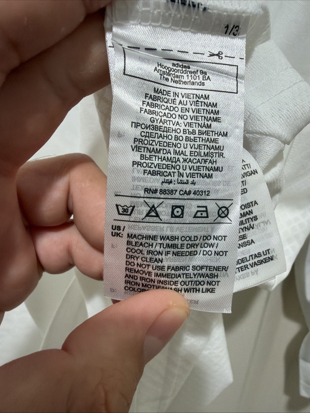 Modric #10 Mens 2XL Adidas Real Madrid UCL Home Fan Jersey