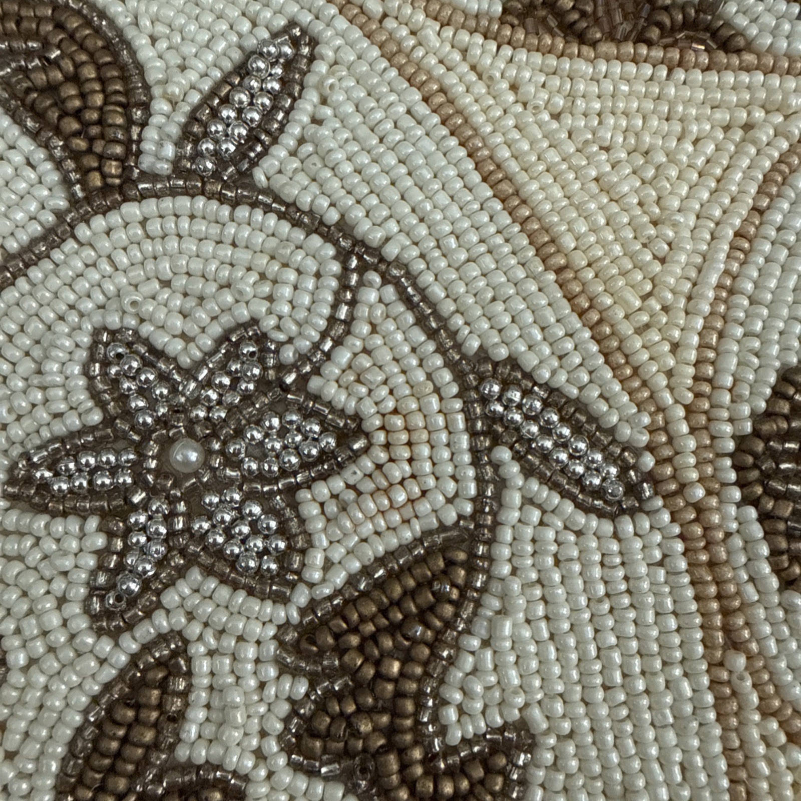 Pier 1 GOLD & CREAM BEADS & FAUX PEARL EASTER EGGS TABLE RUNNER 36"x13"