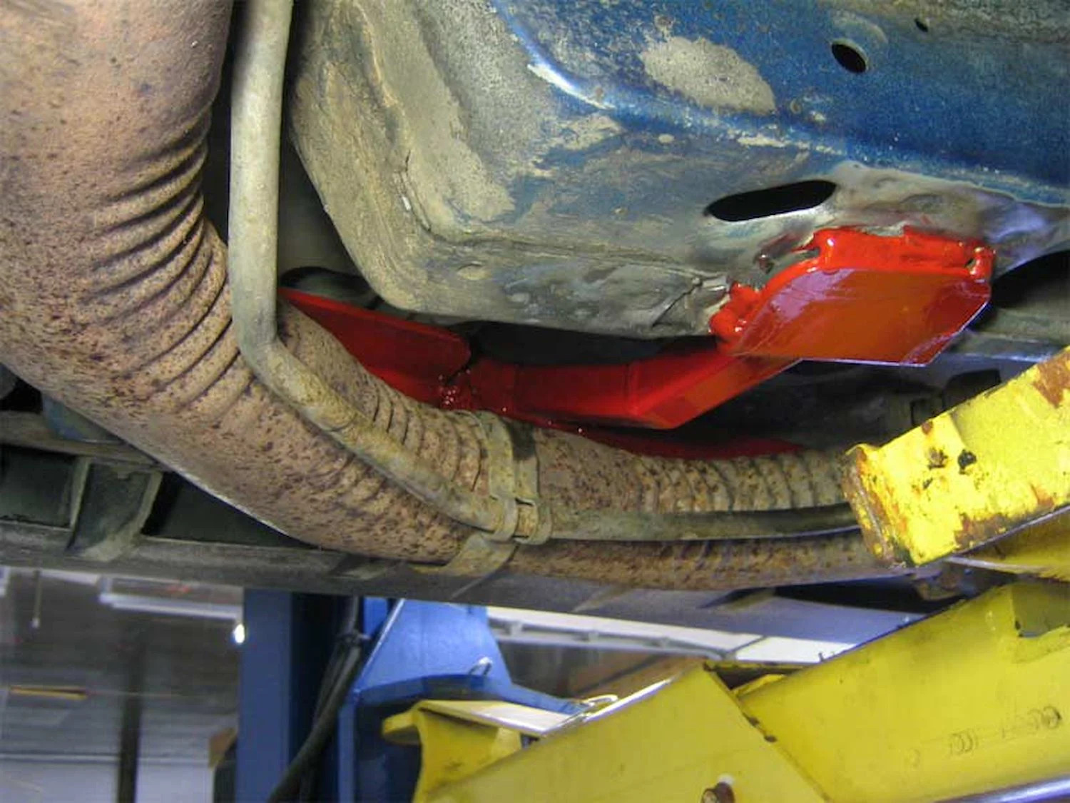 UMI Performance 2400-B 3rd Generation Boxed Subframe Connectors