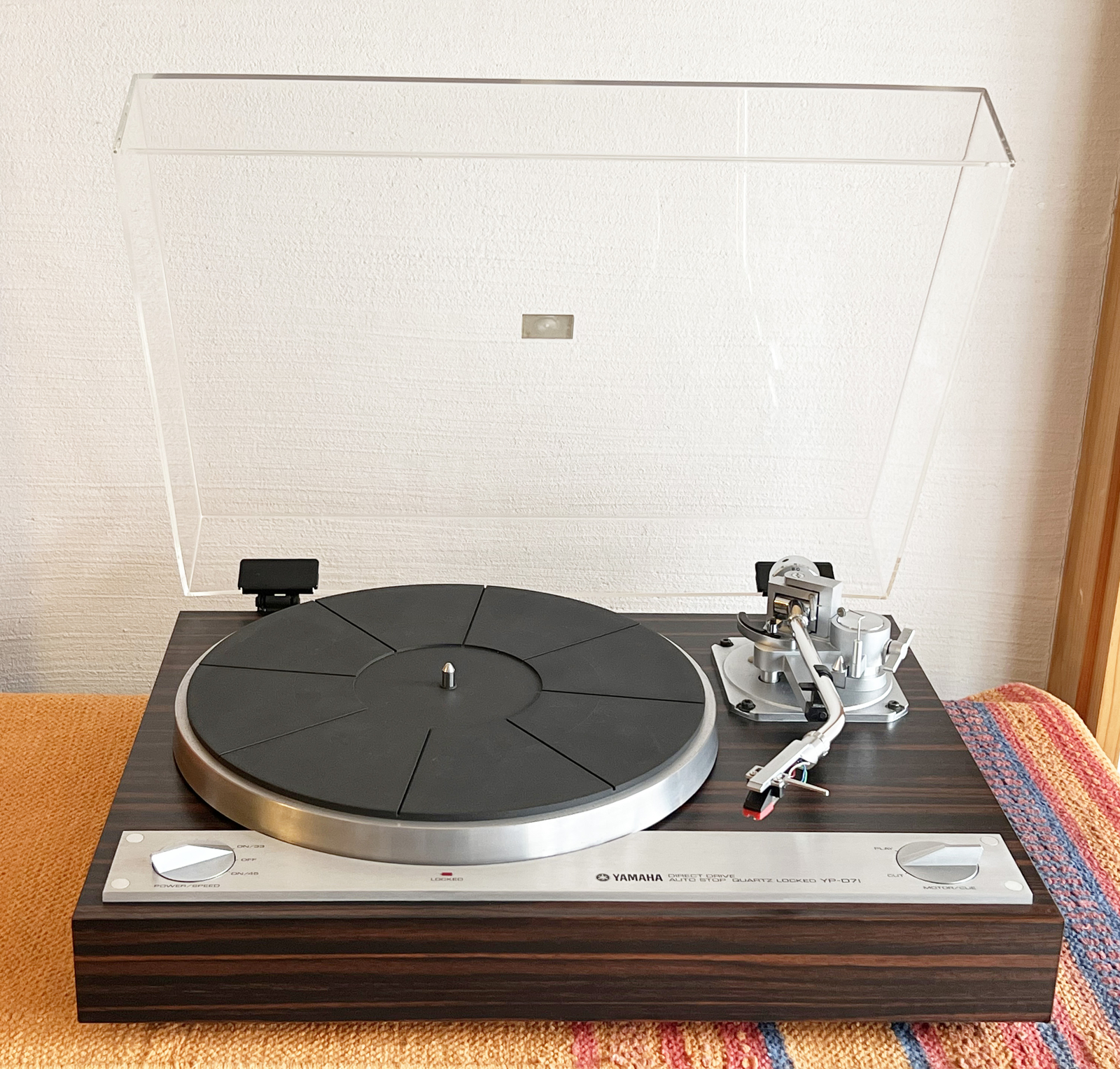 Yamaha YP-D71 Direct Drive Record Player Turntable Confirmed Excellent Operation