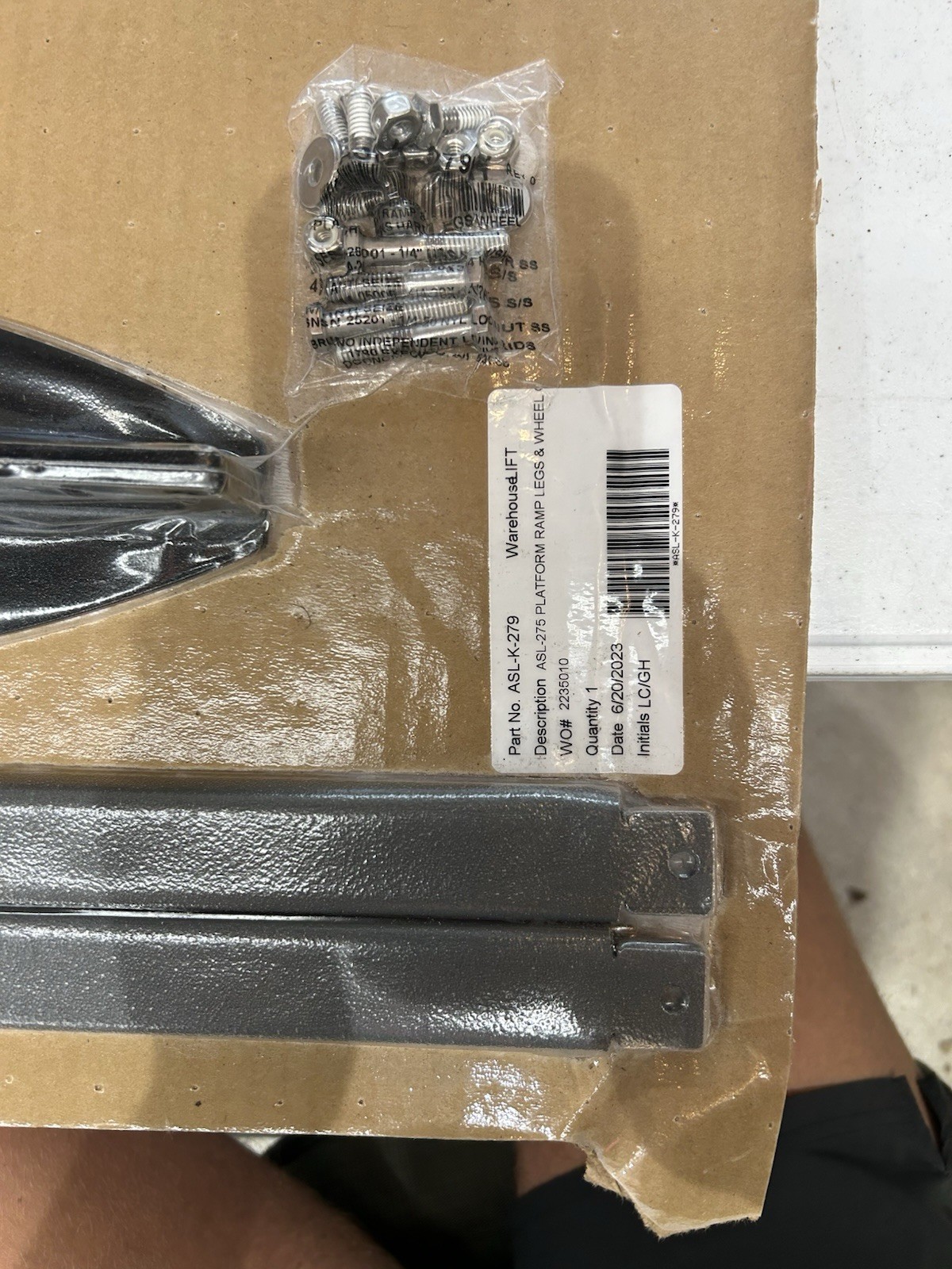 Bruno ASL-275 Electric Lift Platform Extension Wheel Cradle Bar