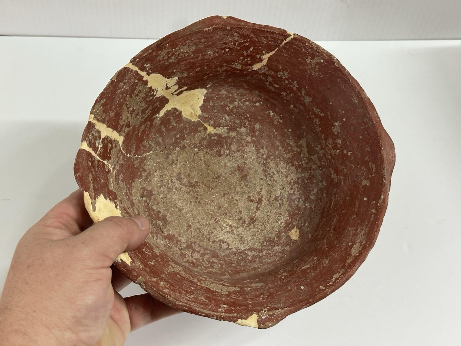 NICE 8 1/2" WIDE RED PAINTED 4 CORNER POTTERY BOWL, ARKANSAS INDIAN POT VESSEL