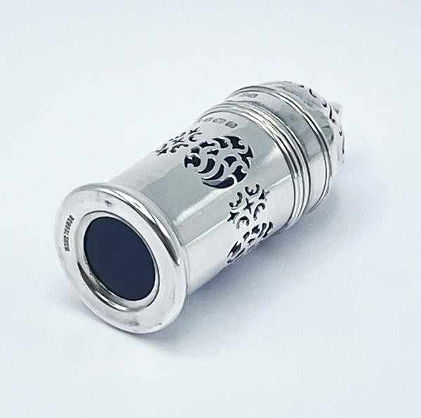 SILVER PEPPER POT BIRMINGHAM 1927 PIERCED DESIGN