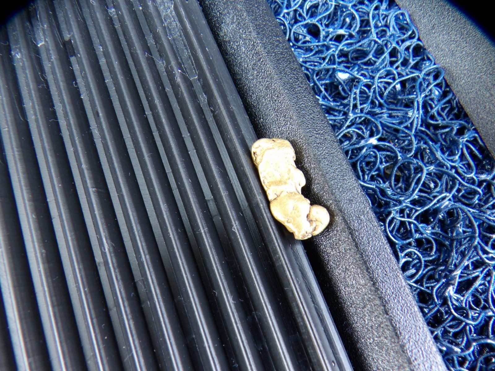 E-Z SLUICE BOX WITH FLARE OVER 45,000 SOLD LIGHT WEIGHT SLUICE GOLD PROSPECTING