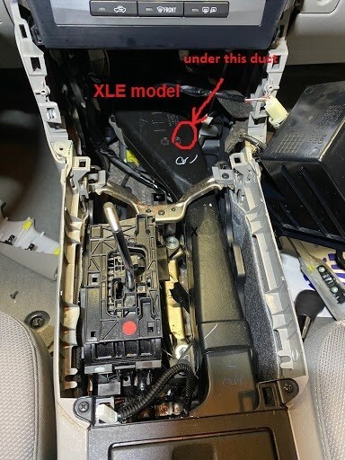 Toyota Rear Backup Camera Kit for Camry SE/XLE model (2012, 2013, 2014)