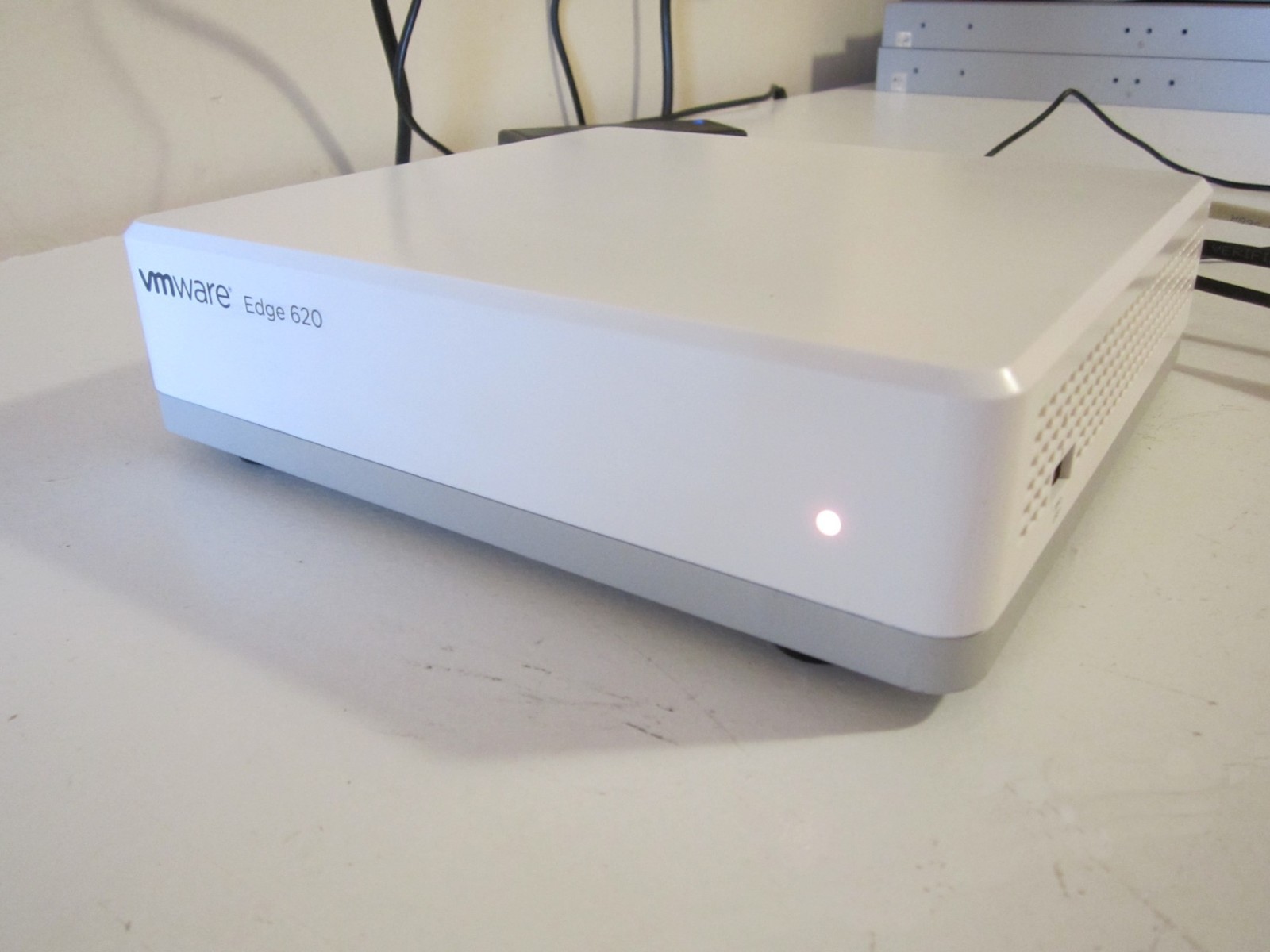 PfSense - 6x1Gb, 2x 10Gb SFP+, Quad C3558, 8GB RAM, 120GB SSD (VMWare Edge 620)