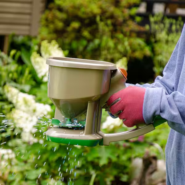 7 Lbs. Weed and Feed, Covers 2,500 Sq. Ft. (27-0-4)