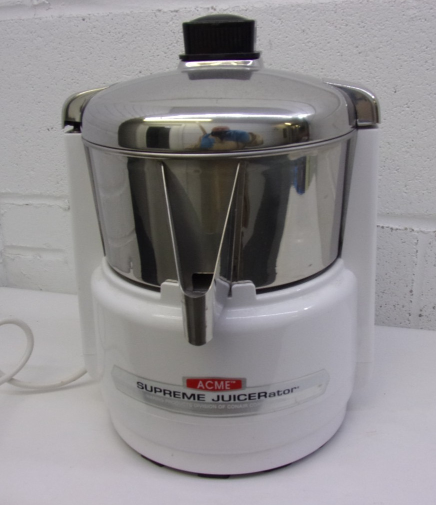 NEW ACME Supreme JUICERator 11JE21 Model 6001 4.8 Amp Heavy Duty Fruit Juicer
