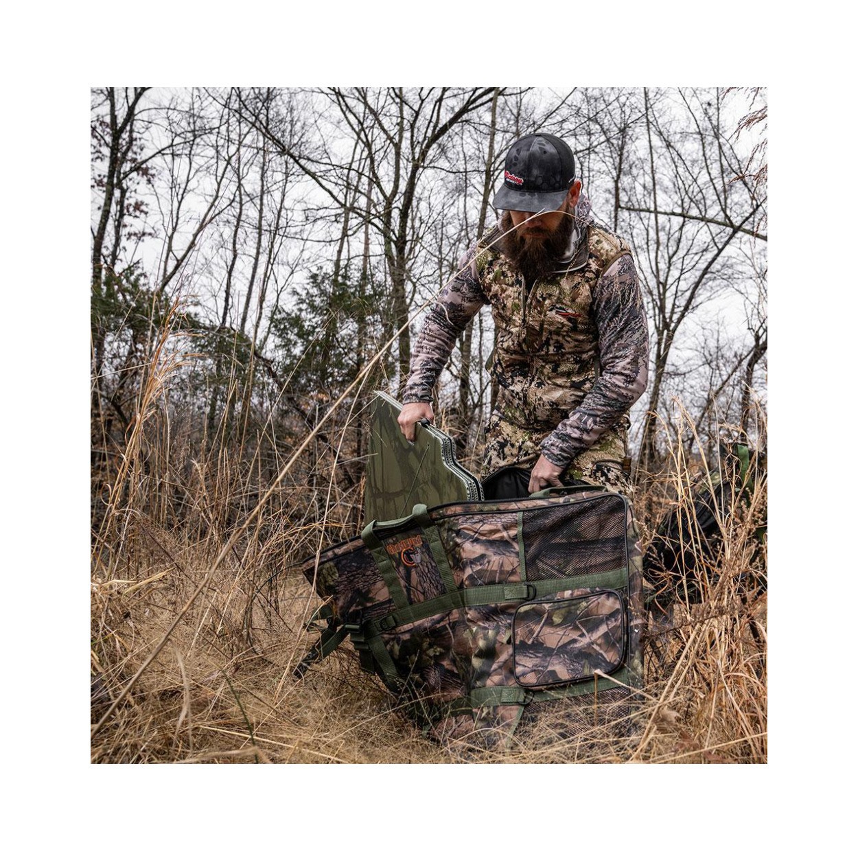 GhostBlind Predator Ground Blind Carry Pack (Woodland Camo)