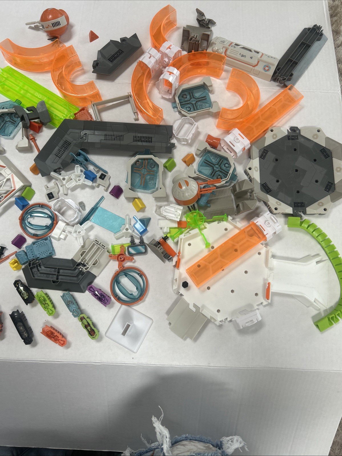 Hex Bug Nano Large Lot , Parts & Accessories And 8 Bugs