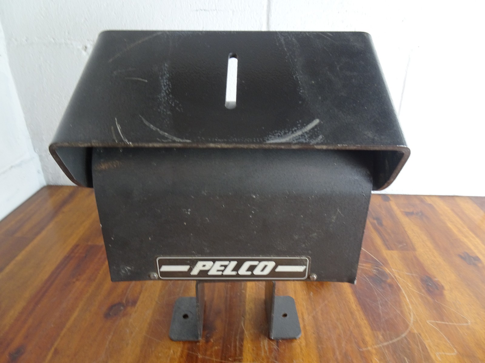 Pelco PT-250 Pan Tilt Rotor Rotator Unit with Mounts Cctv Ham Satellite Untested
