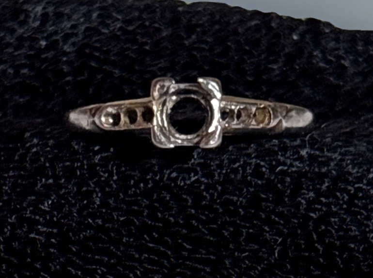 Platinum Solitaire Engagement Ring Setting – 0% IRID‑PLAT – Unmounted – 2.31g