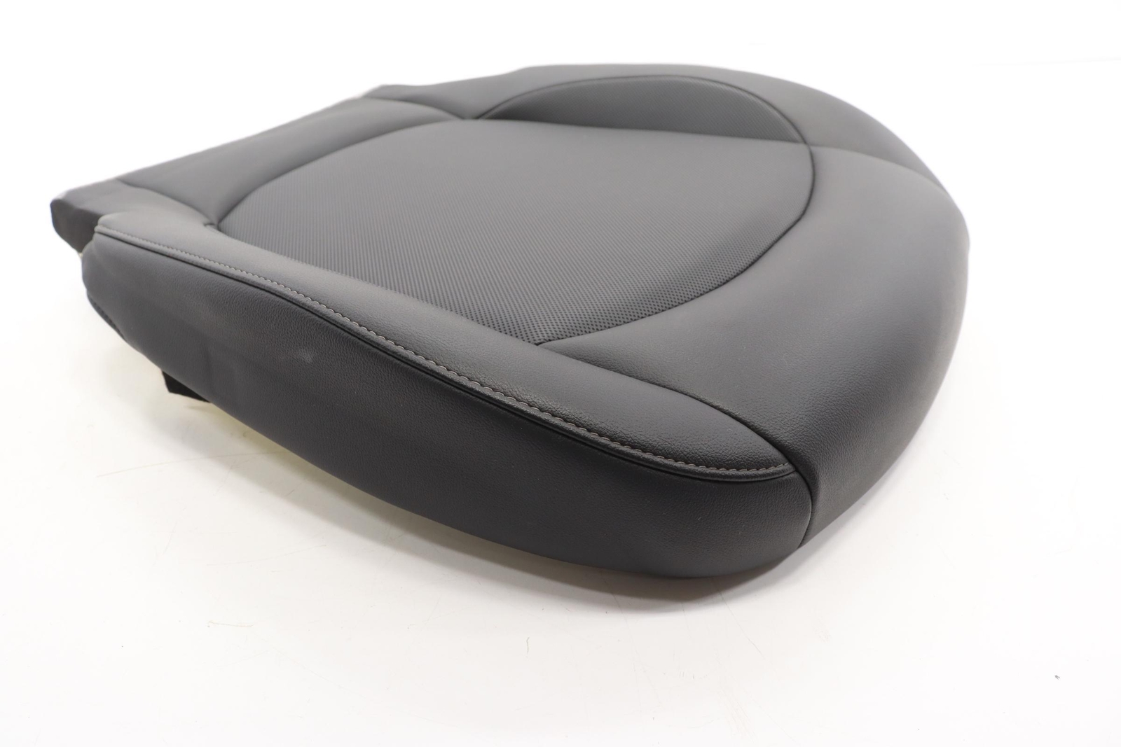 2017 - 2024 MINI COUNTRYMAN F60 FRONT RIGHT SEAT LOWER CUSHION OEM BLACK_K9E1
