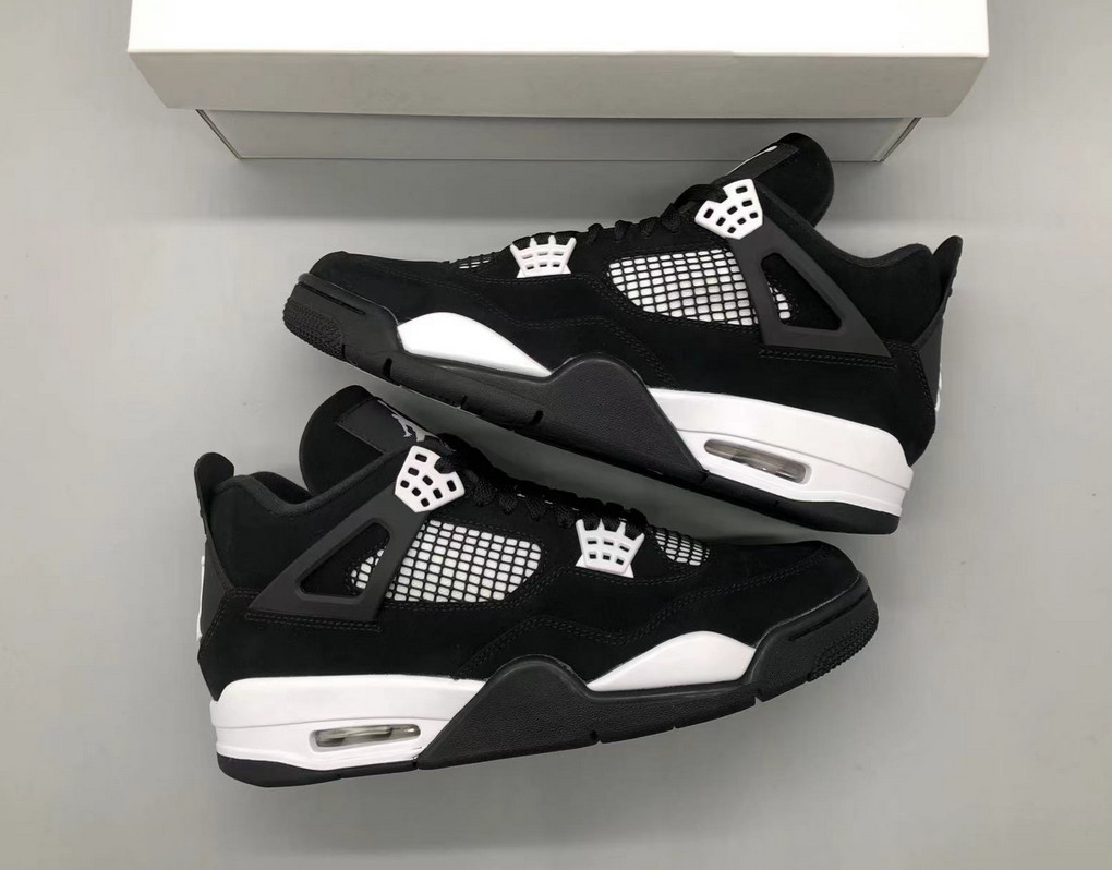 Jordan 4 Retro "White Thunder" Men's Size Mid Top Basketball Shoes