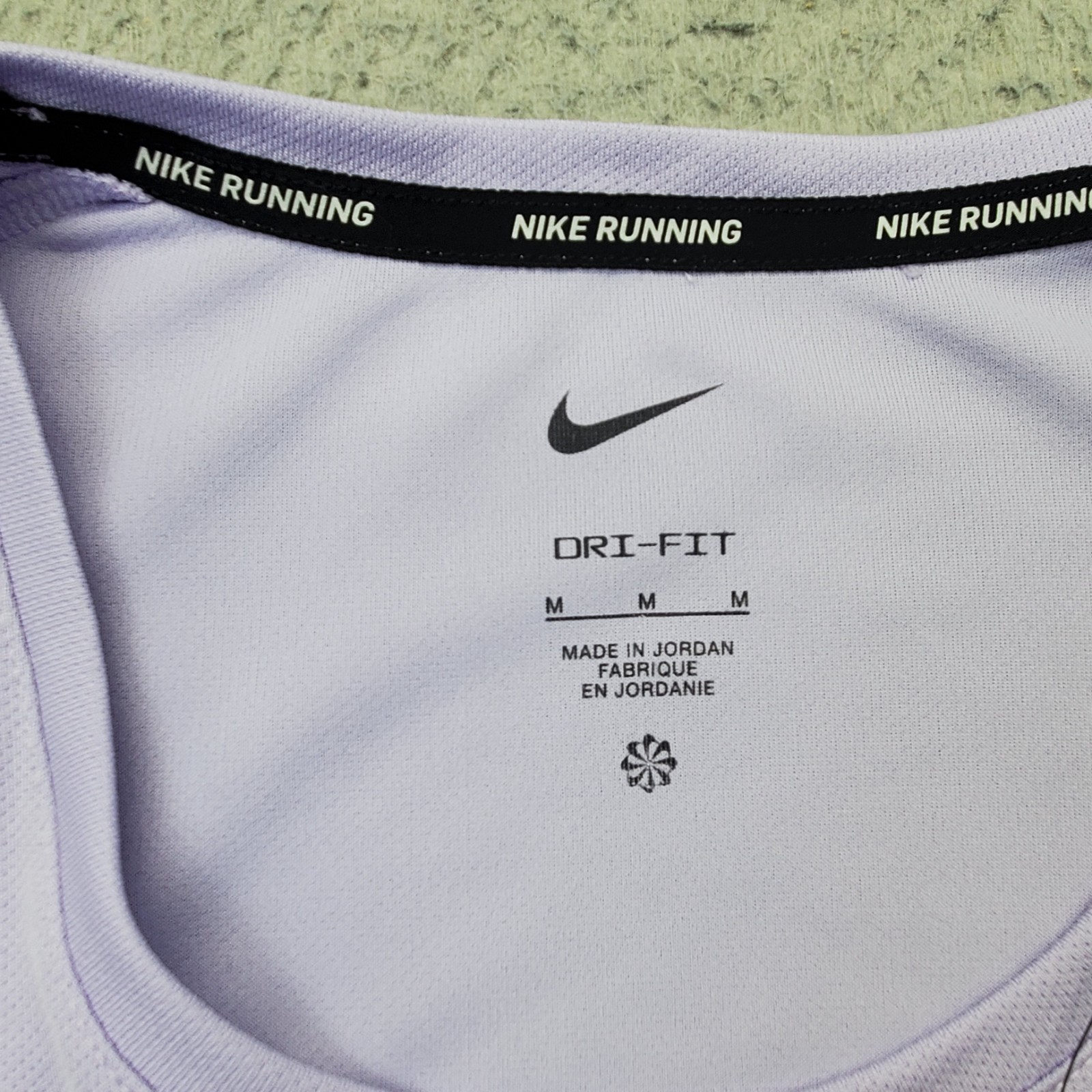 Nike Running Tank Top Mens Medium Purple Athletic Sleeveless Dri-Fit DV9321-515