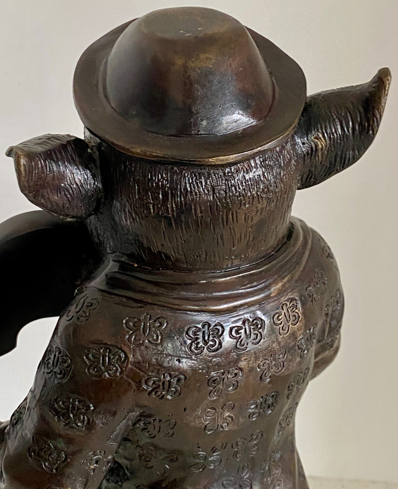 Vtg 16" Bronze Anthropomorphic Pig Sculpture Playing Violin Maitland Smith MCM