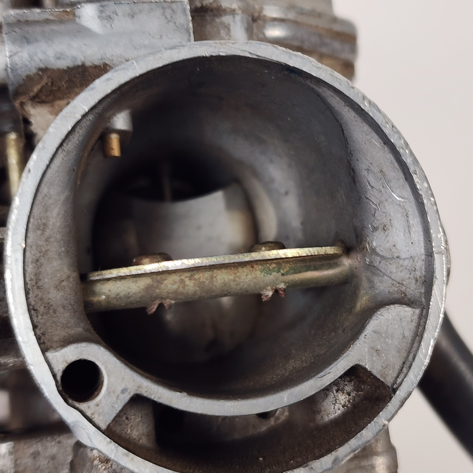 OEM Honda GL500 Silverwing Keihin VB29A Carburetor Set – 1981-1982 Slides Move