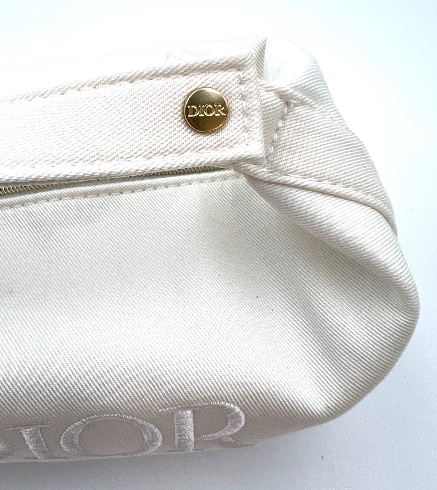 Christian Dior Cosmetic Makeup Bag Pouch With Top Handle New in Box!~ White