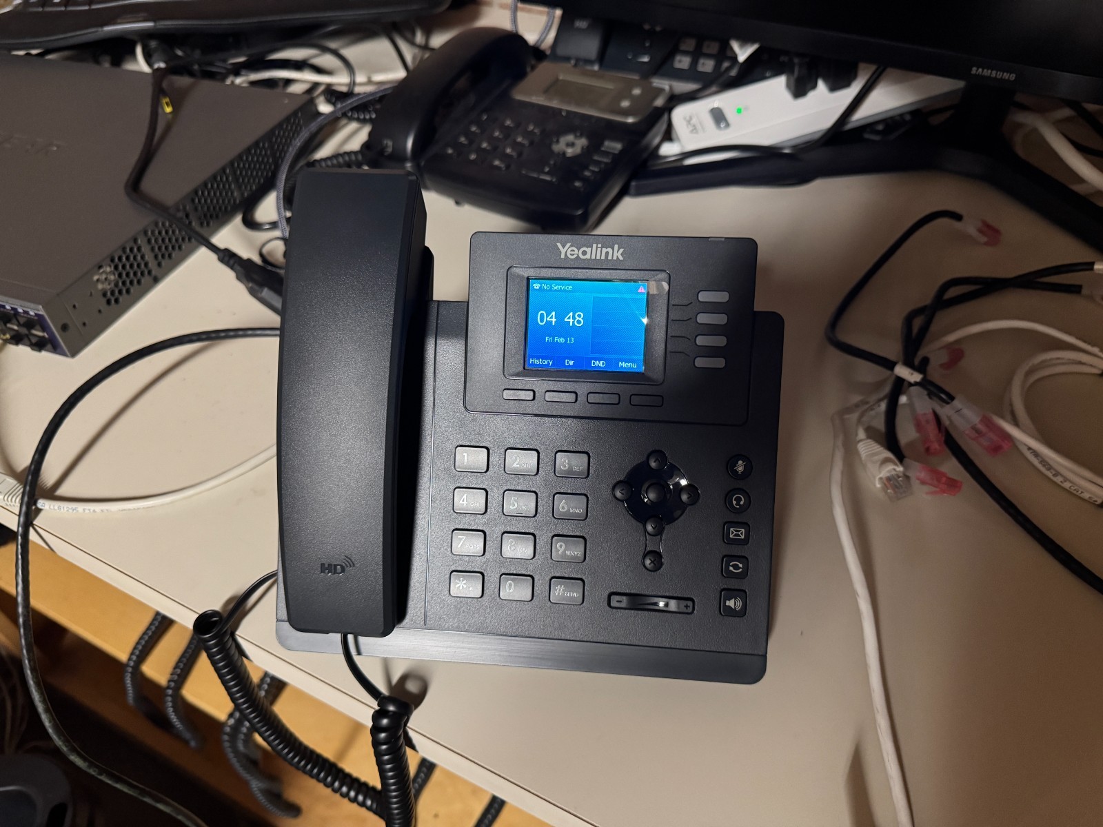 Yealink T33G IP Phone, 4 VoIP Accounts. 2.4-Inch Color Display. Dual-Port...