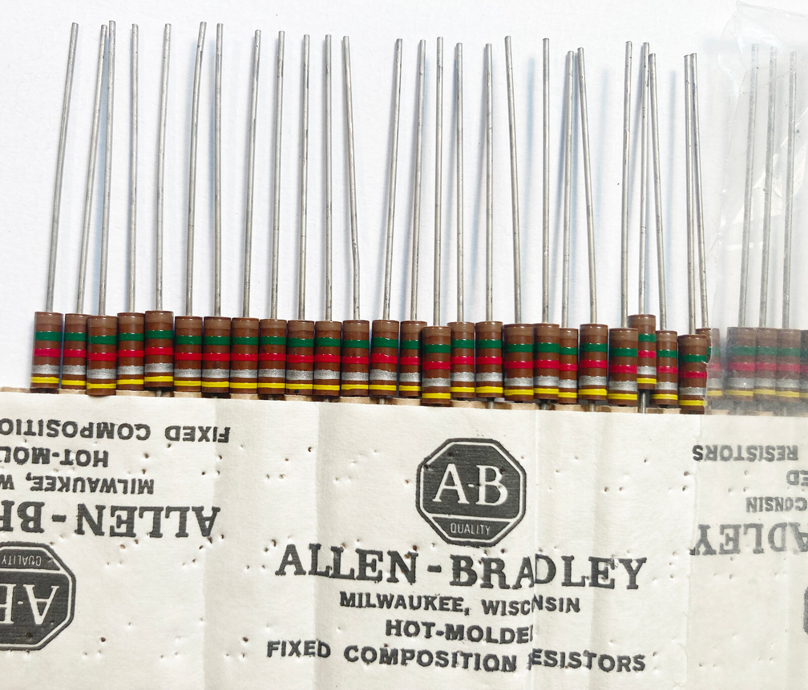 Carbon Composition Resistors – 1/2 Wt – USA – NOS – Vintage (price per resistor)