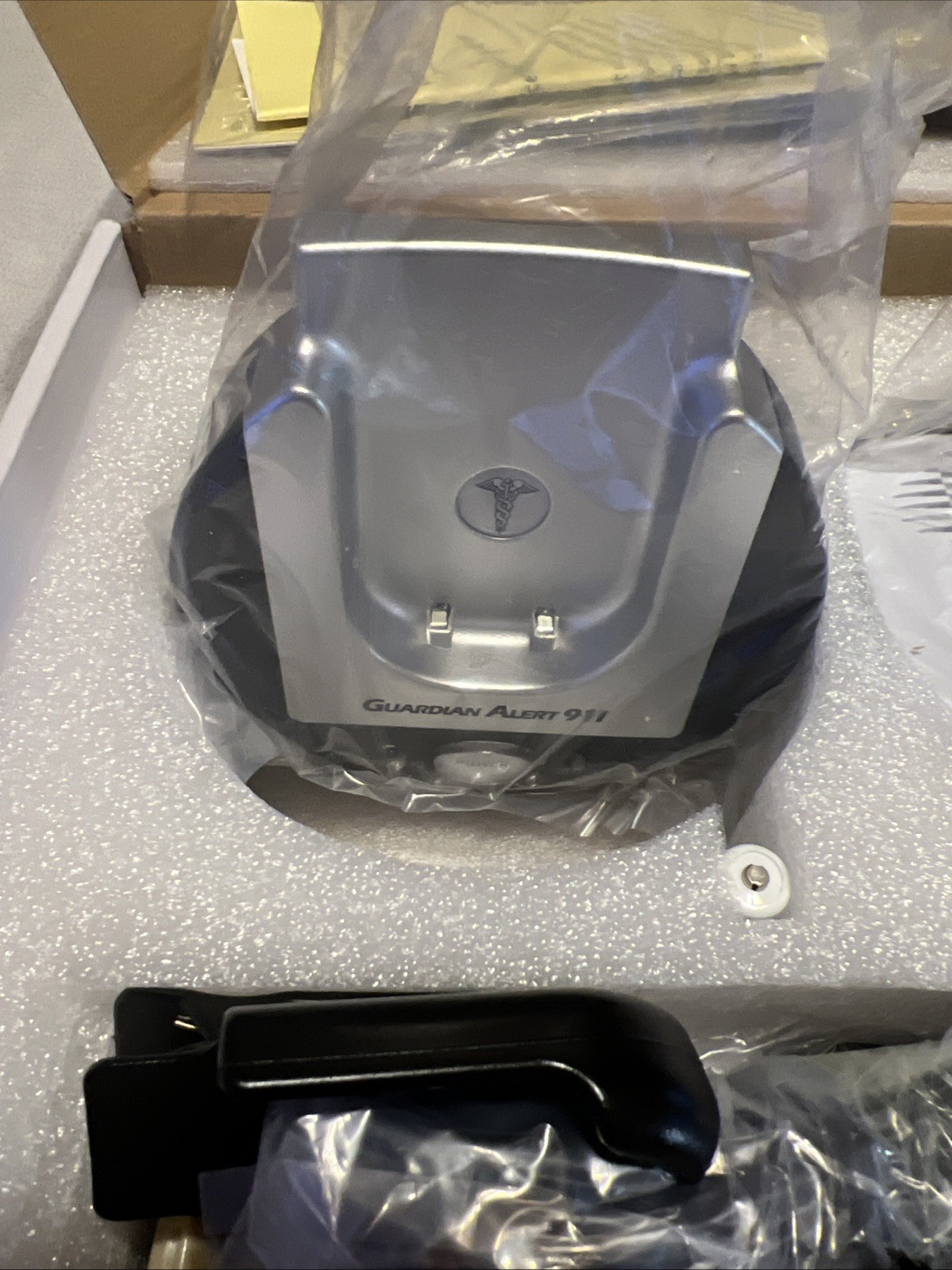 LogicMark Guardian Alert 911 DECT 6.0 Senior Medical Alert No Fees VOIP Landline