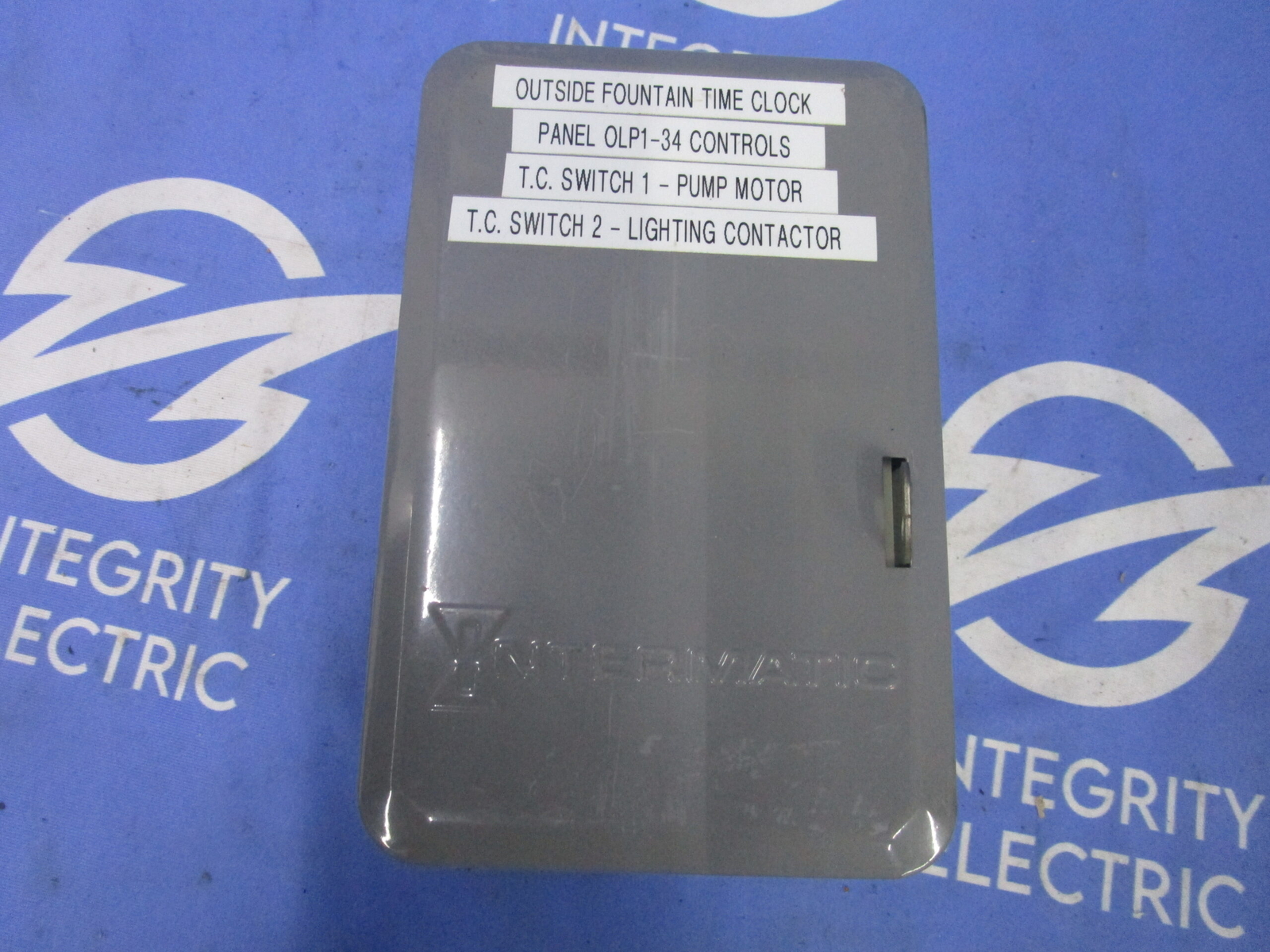 INTERMATIC 24-HOUR TIME SWITCH ET70215C 20A 120-208-240-277VAC INPUT 10WATTS 1 Y